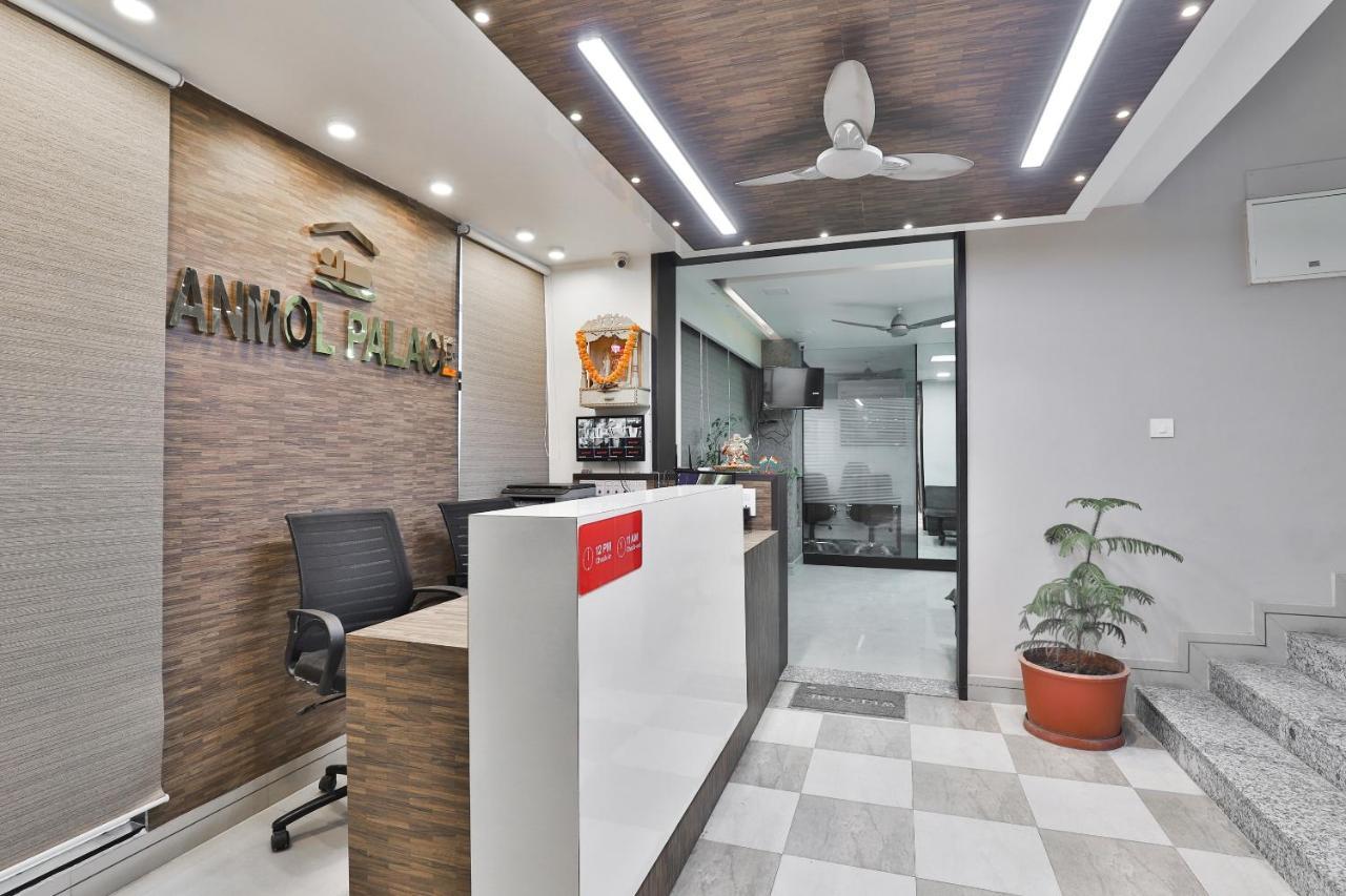 Oyo 23289 Hotel Anmol Palace Ahmedabad Luaran gambar